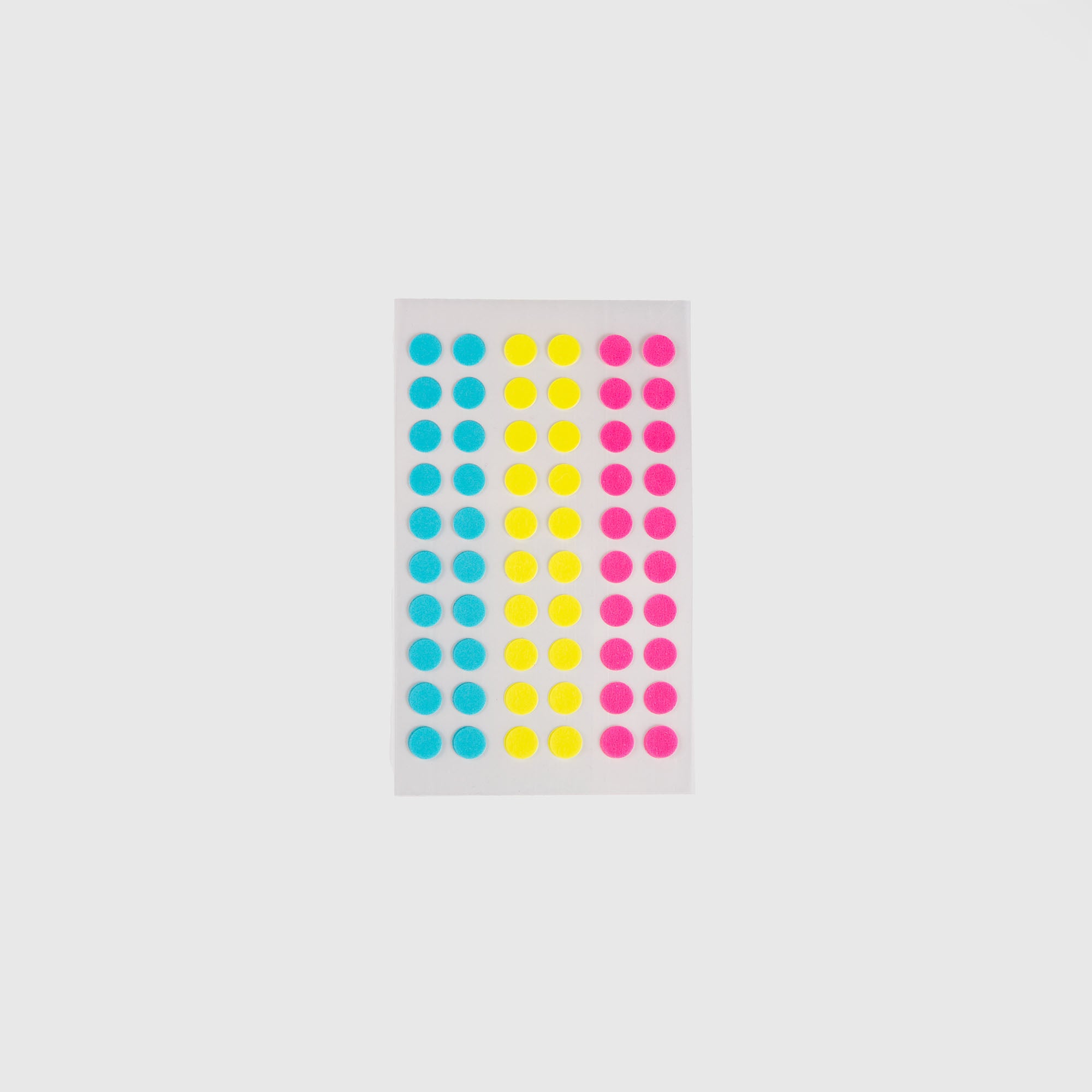 Stalogy Circular Masking Tape Patches mit blauen, gelben und rosa runden Aufklebern auf weißem Washi-Papier erinnern an nostalgische Bonbons. Ein verspielter Akzent für Notizen oder Bastelarbeiten, hergestellt in Japan mit Qualität, der Sie vertrauen können.