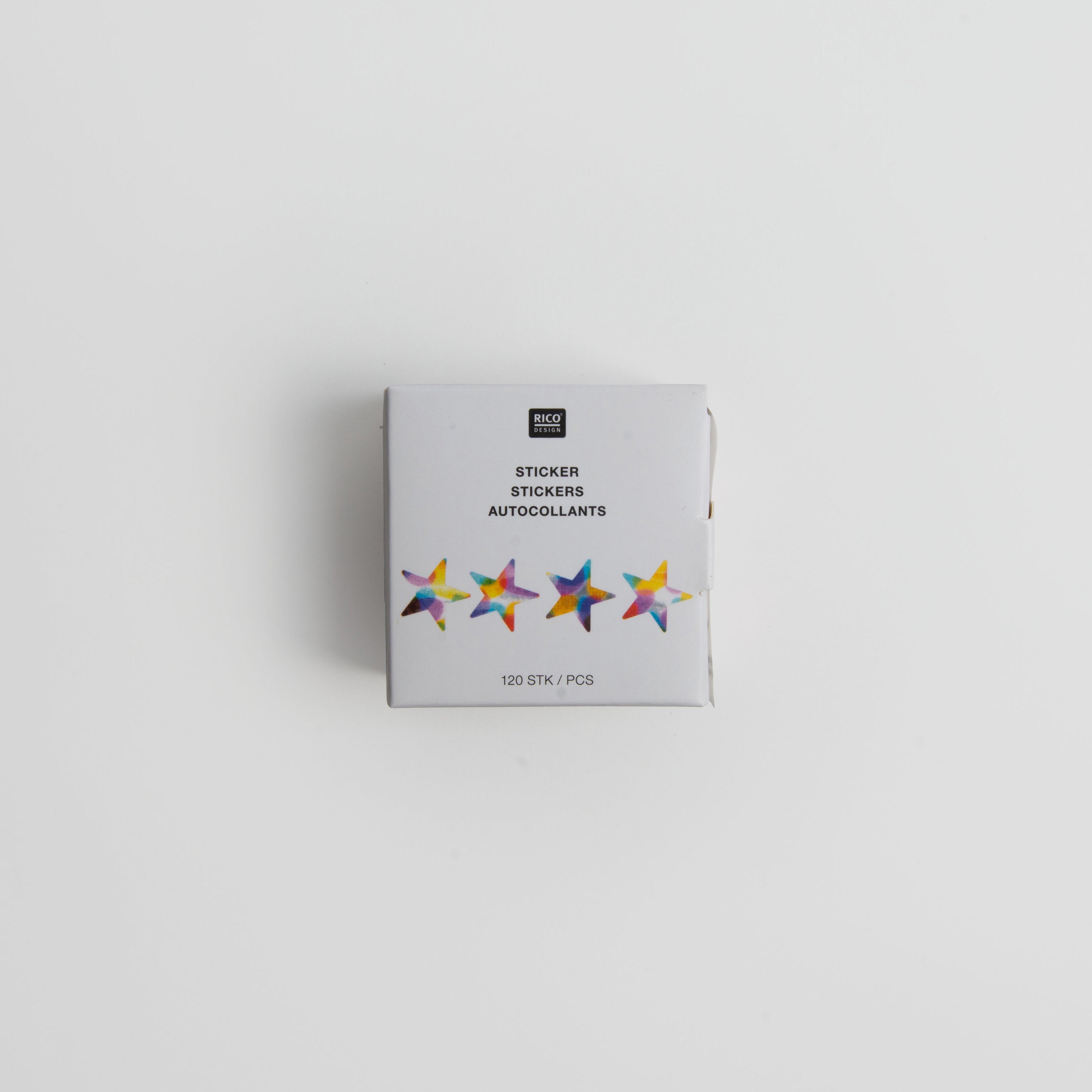 Eine kleine weiße Schachtel mit der Aufschrift Paper Poetry Mini-Sticker Sterne Rainbow von Paper Poetry zeigt auf der Vorderseite vier bunte Stern-Sticker. Auf der Schachtel steht 120 PCS Mini-Sticker und sie steht auf einem schlichten weißen Hintergrund.